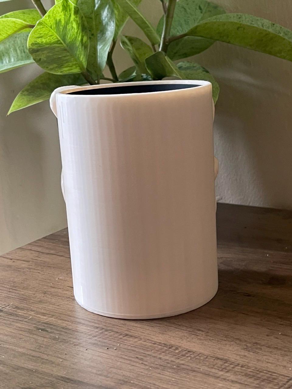 3D Printed Mushroom Planter: Tall Hydroflow Self Watering PLA Pot