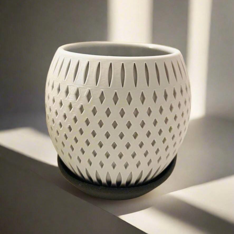 3D Printed Diamond Etch Planter with Drip Tray