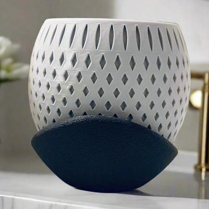 3D Printed Diamond Etch Planter with Drip Tray