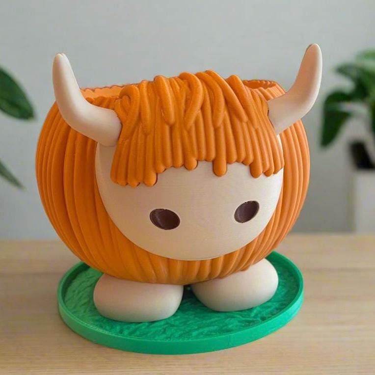 Highland Cow Pot with Drip Tray